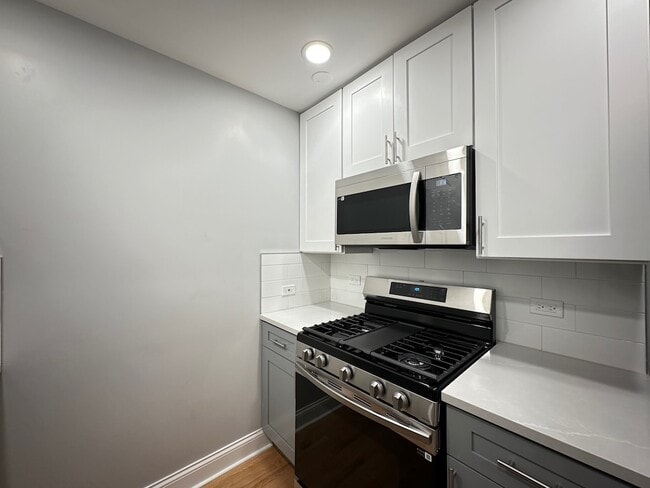 Photo - 6954 N Sheridan Rd Unit 602