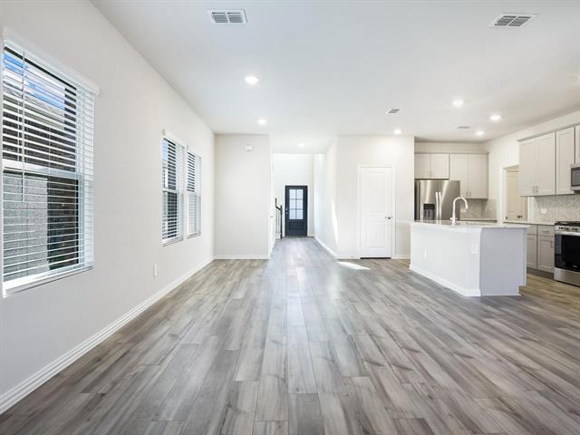 Photo - 208 Goosewood Dr