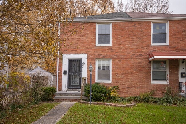 Photo - 2 BED 1 BATH BEAUTIFUL SINGLE FAMILY HOME