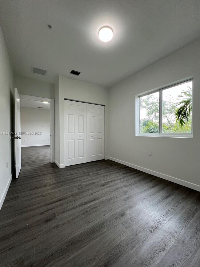 Photo - 2311 NW 22nd Ave Unit 207