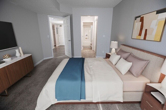 Photo - Bristol Village Apartments