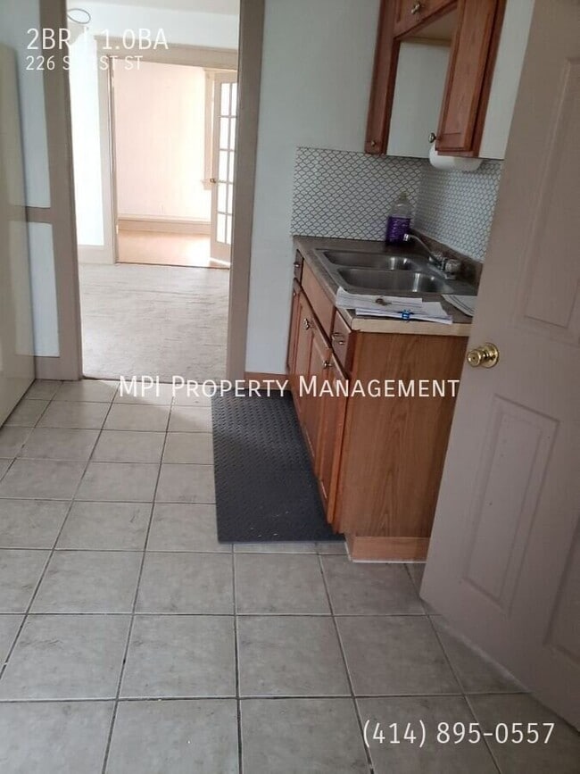 Photo - 226 S 61st St