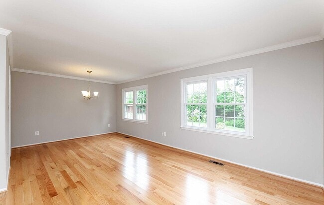 Photo - 5307 Greenough Pl