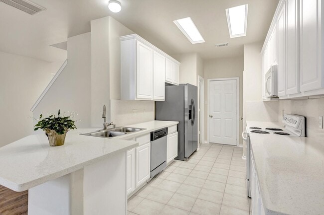 Building Photo - 39 S Camellia Grove Cir