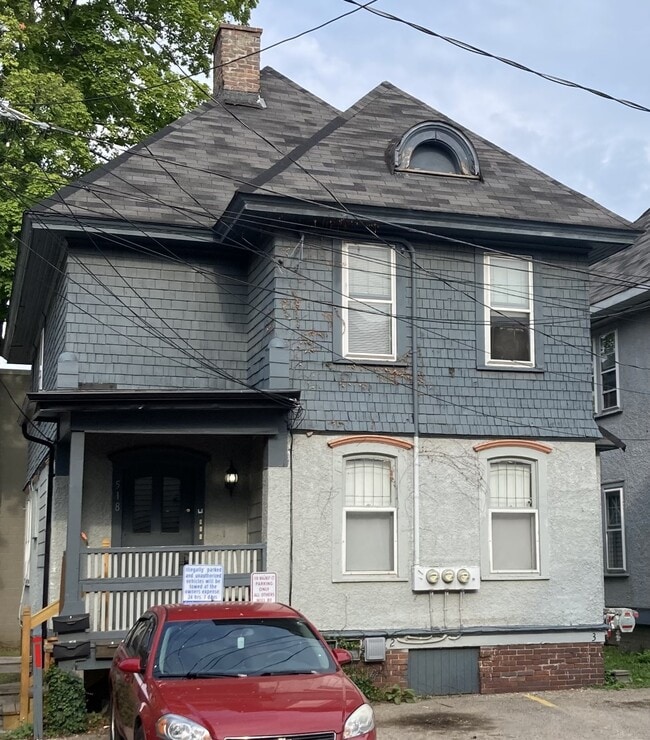 Photo - 518 Walnut Ct Unit #2