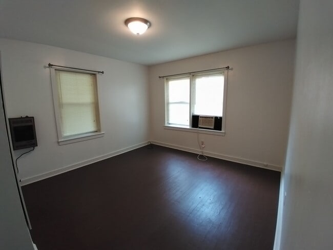 Photo - 1122 Virginia St