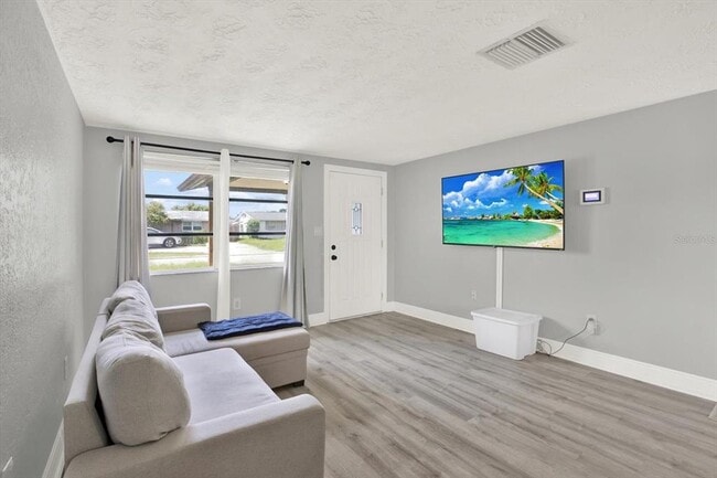 Photo - 3543 Trask Dr