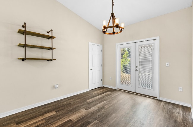 Photo - 3229 Atlas Dr