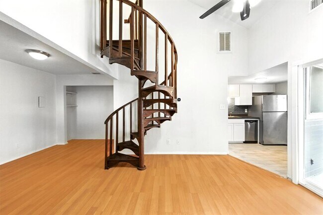 Photo - 2500 Burleson Rd Unit 311