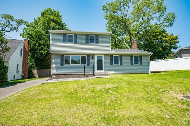 Building Photo - 69 Allan Dr Rental