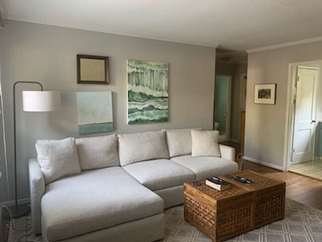 Photo - Charming 1BR/1BA Now Available in SouthPark Area!