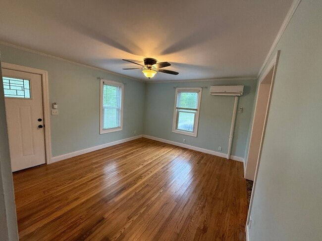 Photo - 417 S 8th St