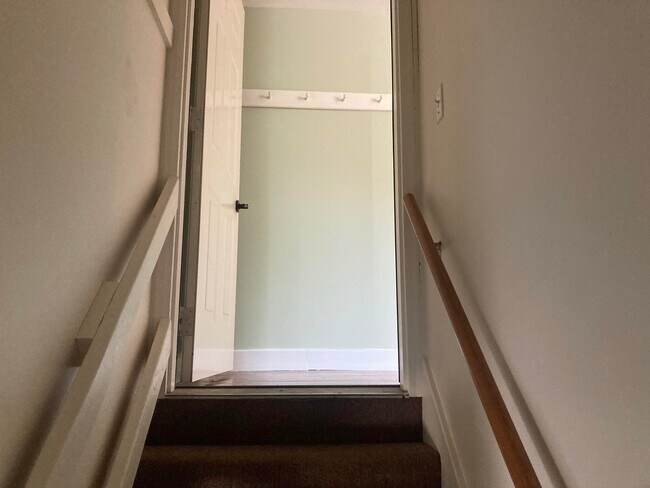 3 Rogers Ln Unit 3 Rogers Lane