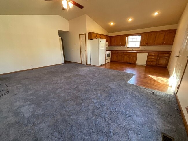 Photo - Cute and Spacious 3 bedroom 2 bath Home Wi...