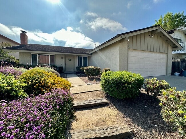 Building Photo - Your Dream Rental Home in Rancho Penasquitos!