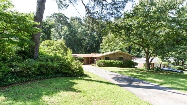 Photo - 1863 Merrimac Ct NE