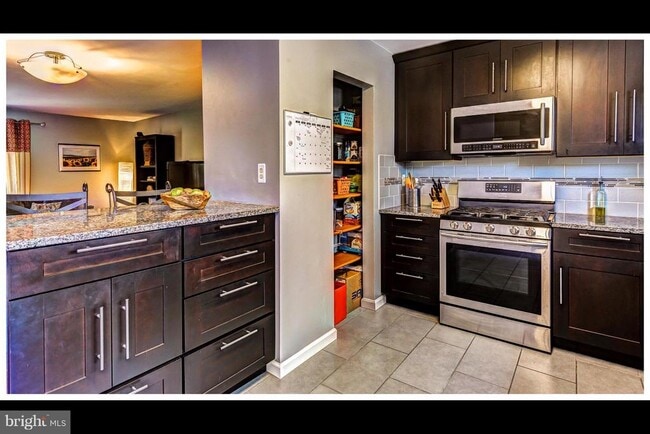 Photo - 26 Spring Glen Ct