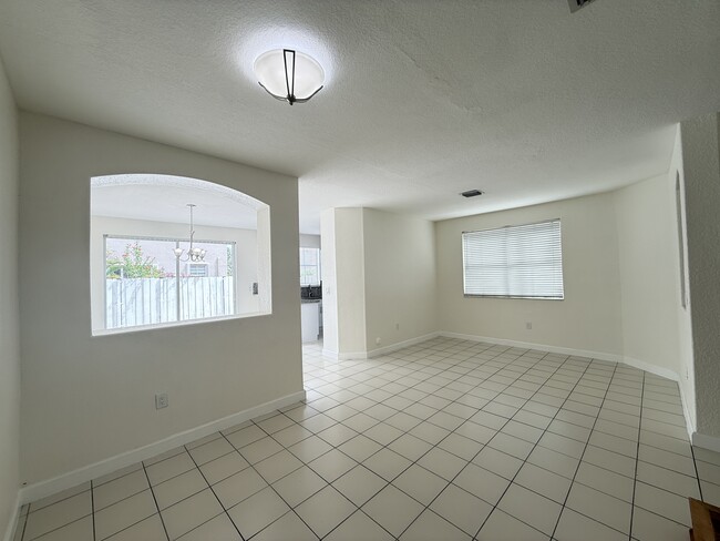 Photo - 15131 SW 23rd Ln