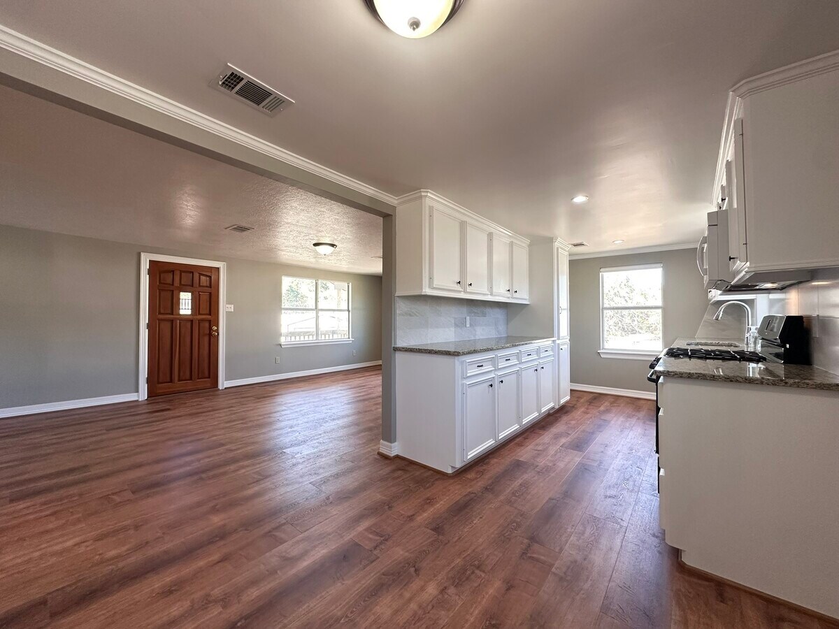 Photo - 13868 Cedar Hill Rd