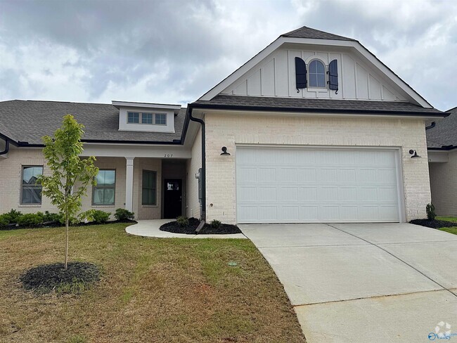 Building Photo - 207 Osceola Cir Rental