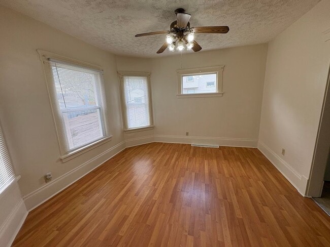 Photo - Three bedroom one bathroom home for rent