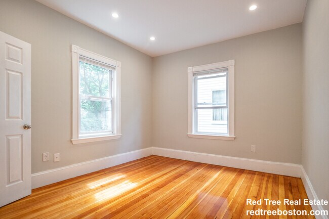 Photo - 164 Hyde Park Ave Unit 2