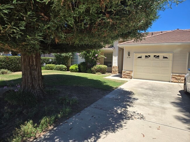 Building Photo - Charming Home For Rent