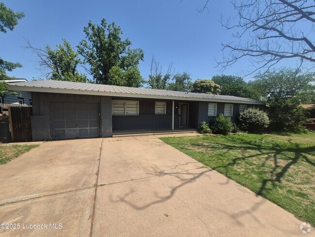 Building Photo - 3114 40th St Rental