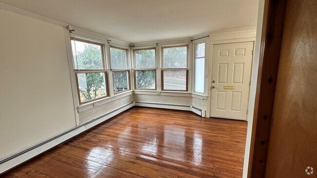 Building Photo - 101 Water St Rental