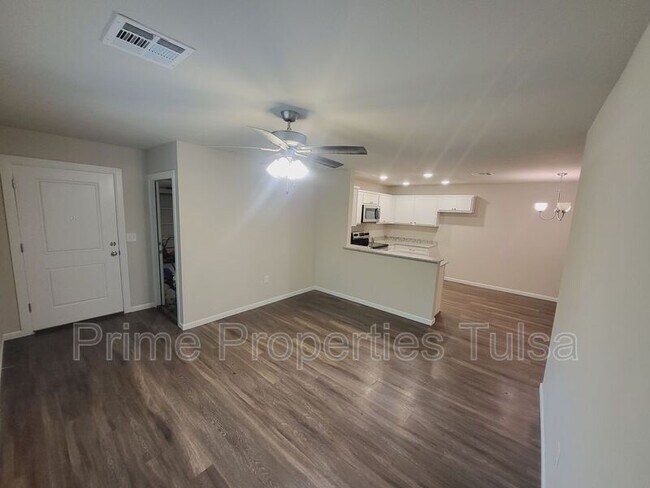 Photo - 1511 Rosewood Dr