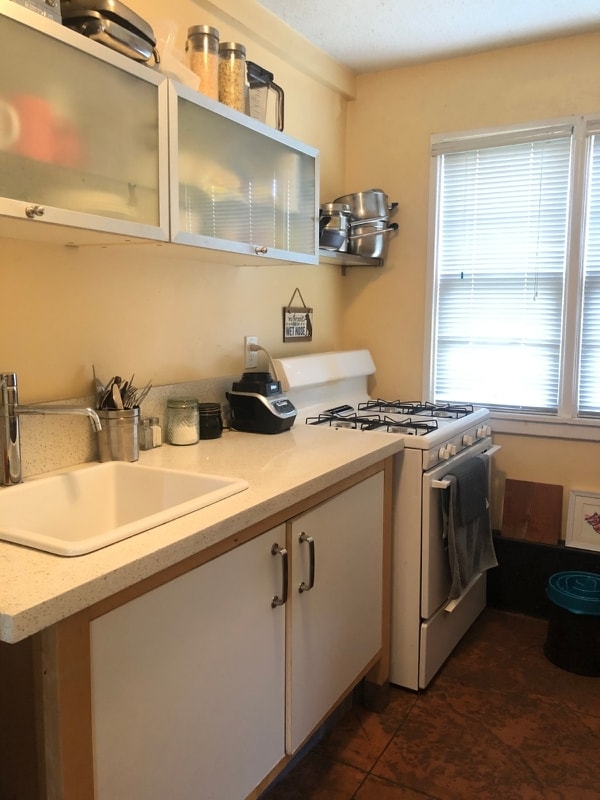 Photo - 2912 Windsor St