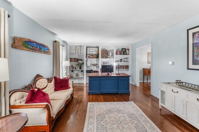 Photo - Beautifully Updated 4 Bedroom, 2.5 Bath Home in Fairview