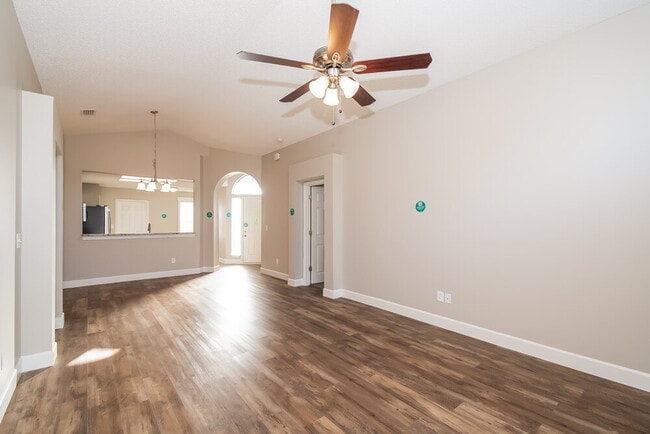 Photo - 1544 Slash Pine Ct