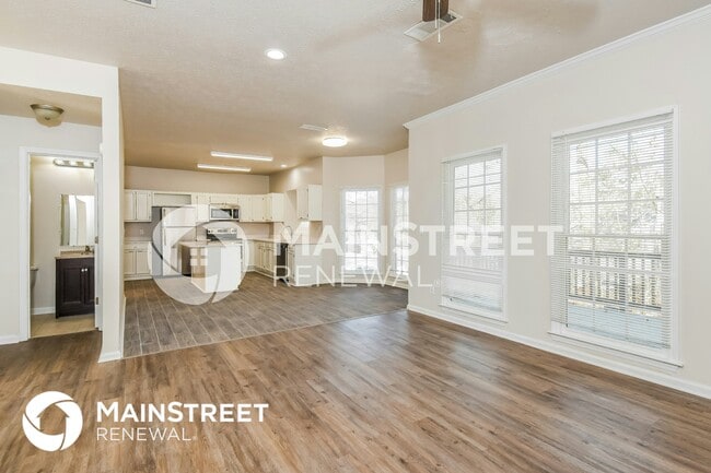 Photo - 480 Washington Dr