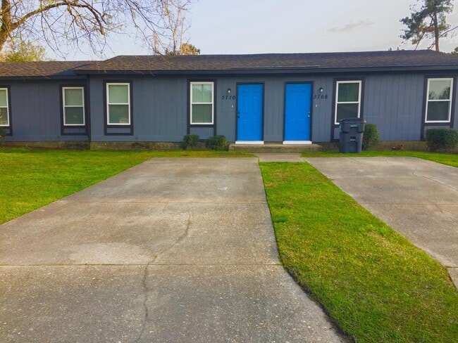 Photo - 5768 Aftonshire Dr