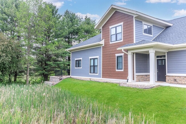Photo - Devil's Lake Townhomes