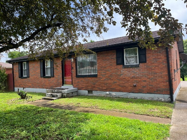 Photo - 3311 W Hamilton Ave