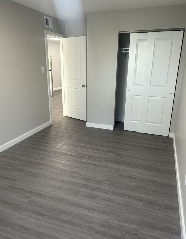 Hillside Terrace Apartments