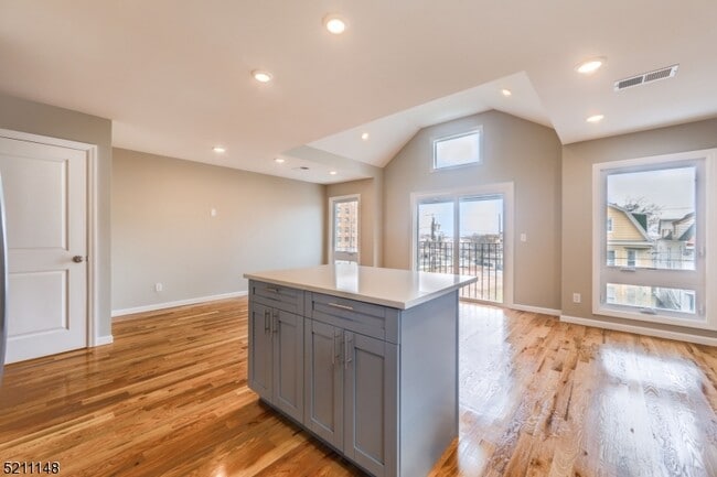 Photo - 255 Chadwick Ave Unit 2