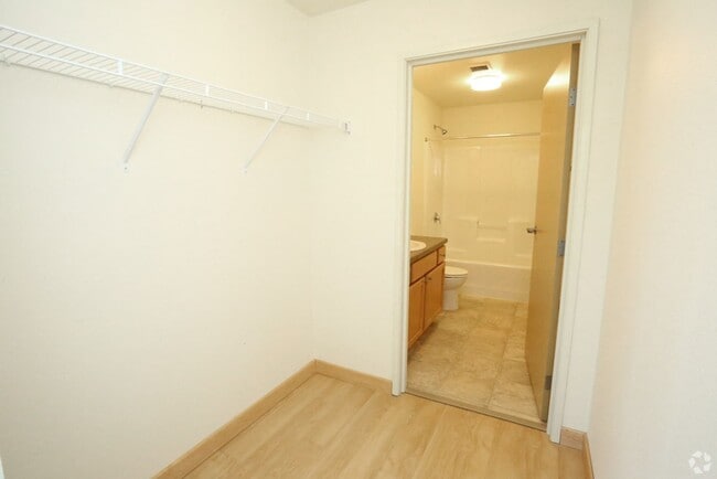 Badlands Apartments II