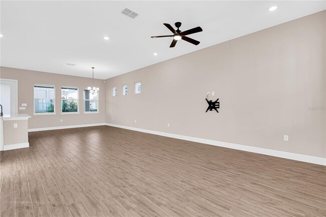 Photo - 10205 Pearson Ave