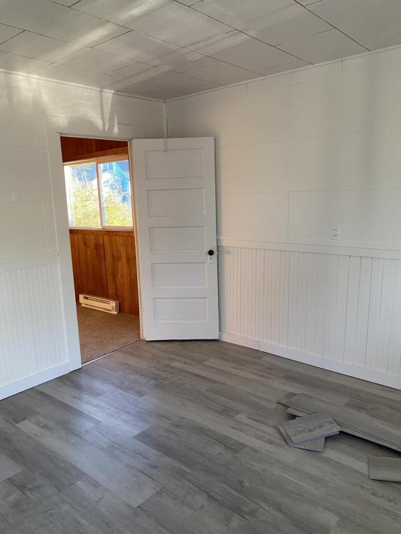 Photo - 277 W 1st St