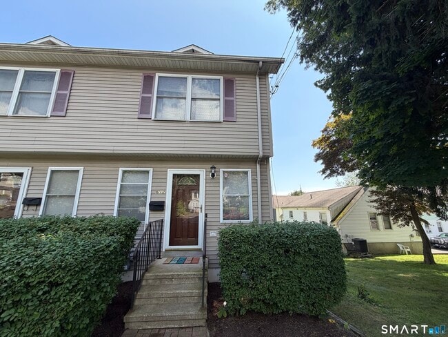 Photo - 612 Black Rock Tpke Unit 612