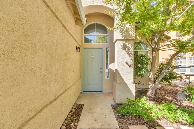 9332 Caulfield Dr