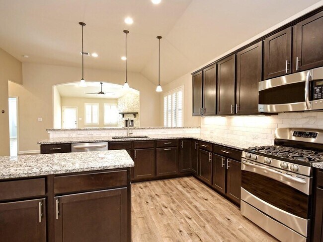 Photo - 2216 Lookout Range Dr