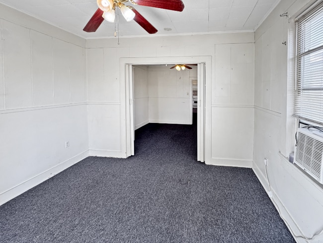 Photo - 661 Victory Dr