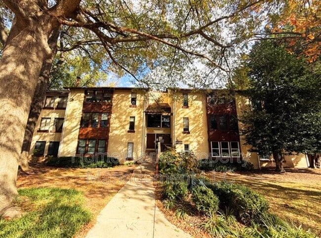 Building Photo - 9633 White Acre Rd Unit C3