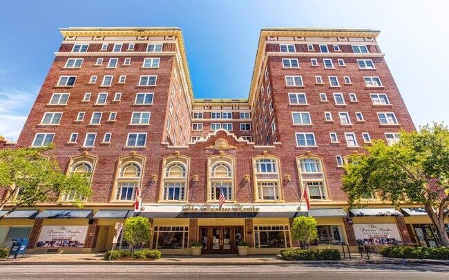 Building Photo - 411 1st Ave N Unit 307