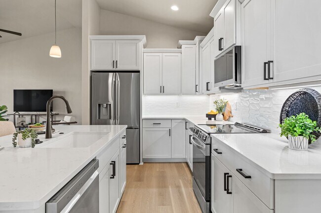 Photo - West Valley Luxury Townhome