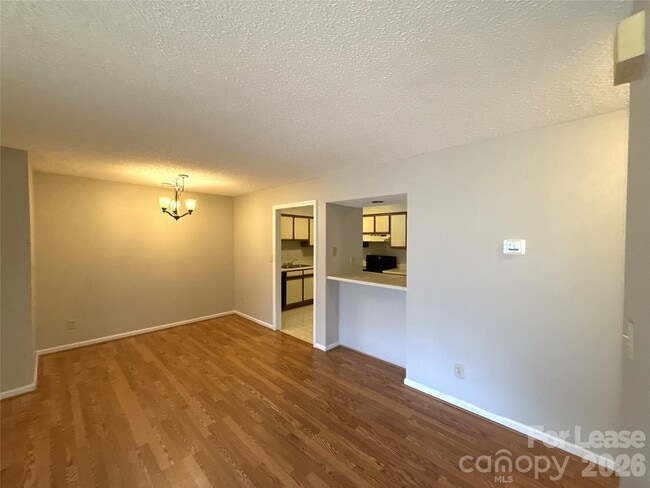 Photo - 1001 Churchill Downs Ct Unit G